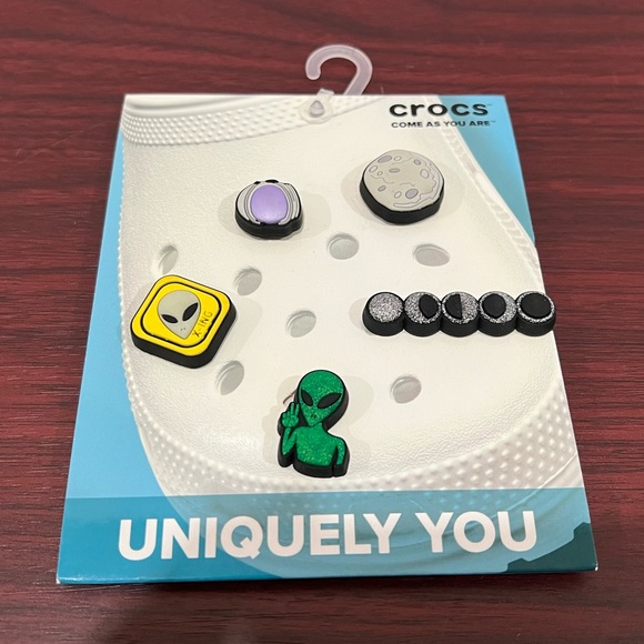 Crocs Uniquely You, Jibbitz, Space - Picture 2 of 3